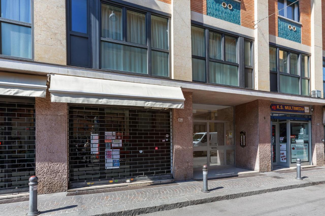 Mercato Delle Erbe Big Apartment Bologna Luaran gambar